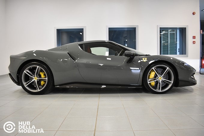 FERRARI FERRARI 296 GTB